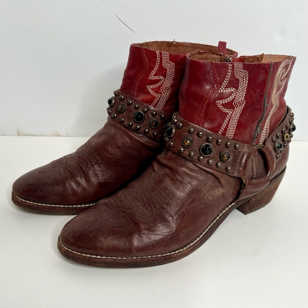 Sam Edelman Skylar Western Cowboy Boots / Booties